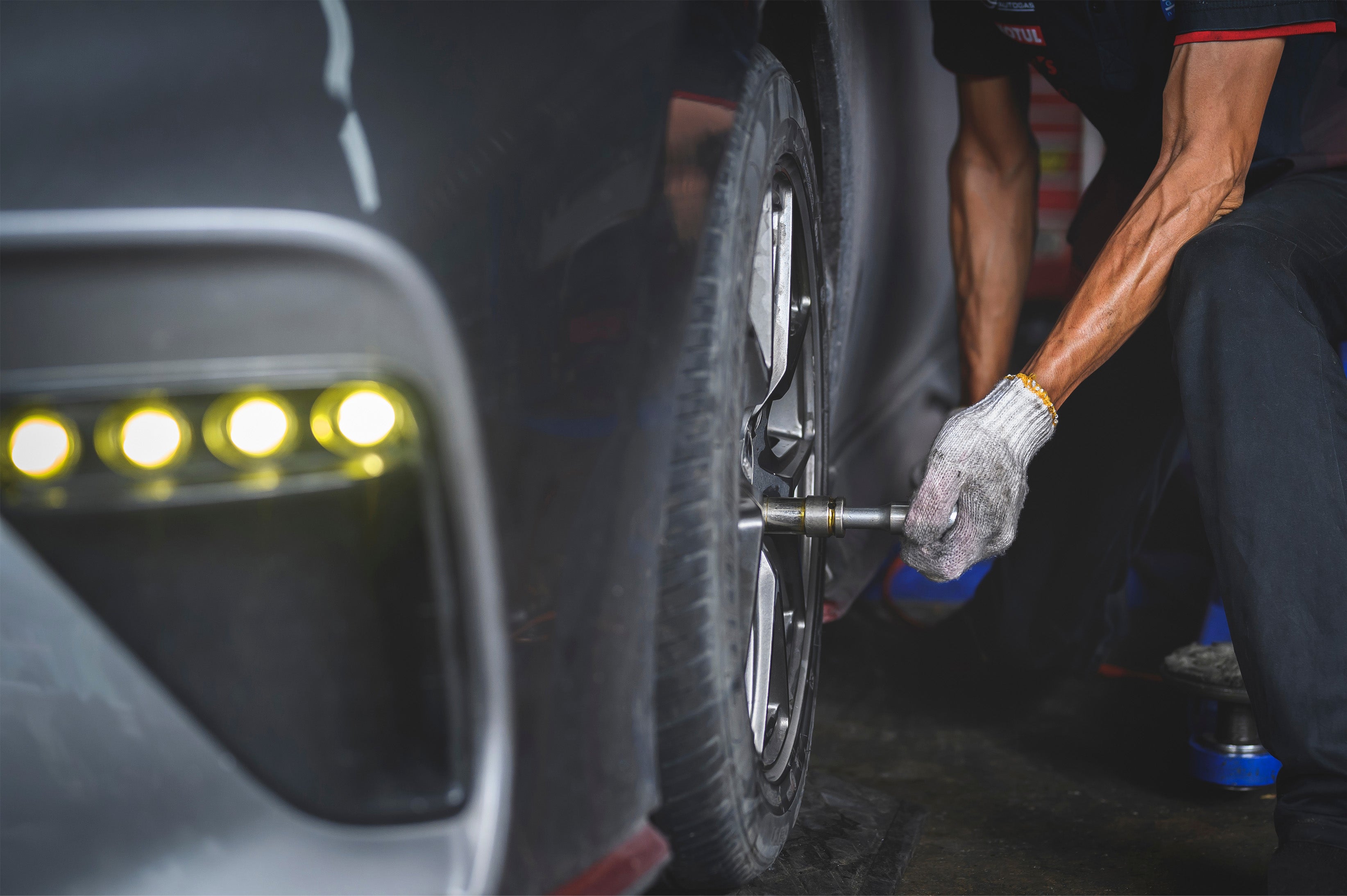 What is Wheel Torque? – OE Wheels
